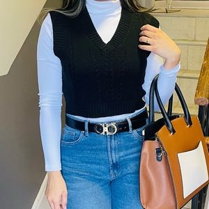 Black Sweater ❤️